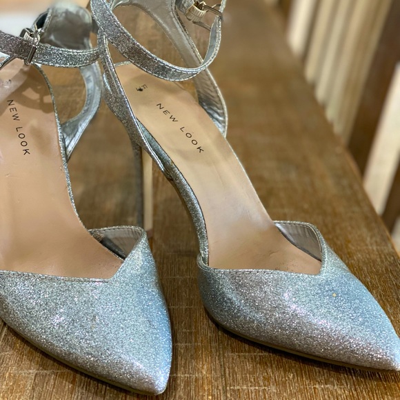 New look Heels - Picture 1 of 5